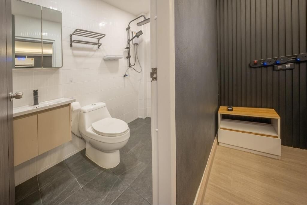 Photo of Bathroom in Don Muang