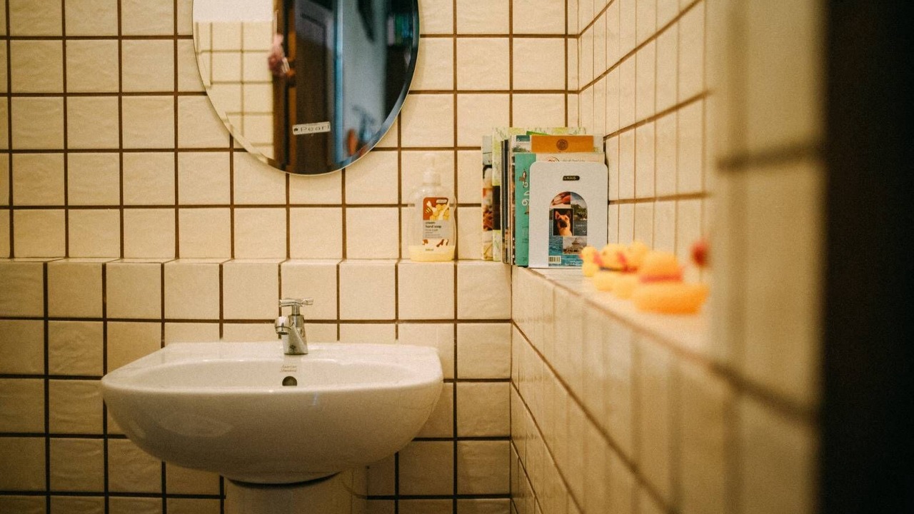 Photo of Bathroom in Wat Ket