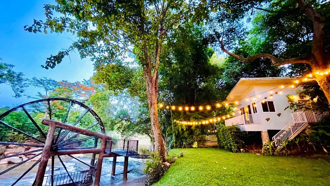 Photo of Outdoor in Khanong Phra