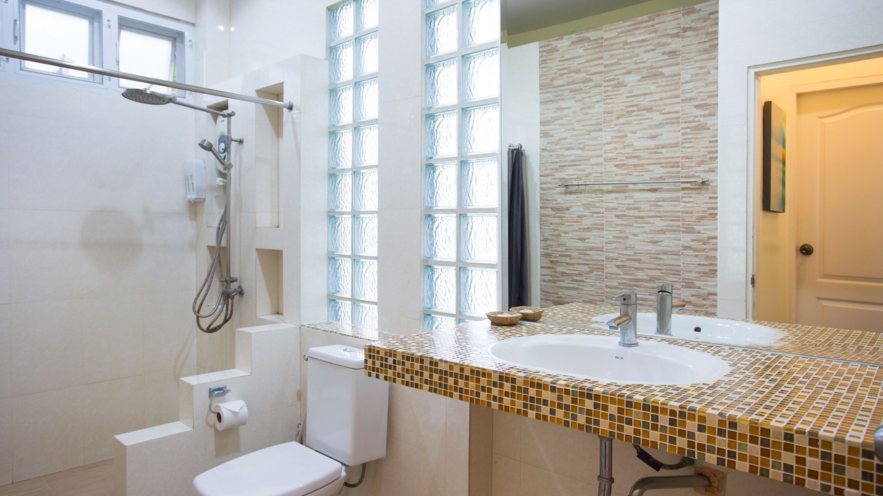 Photo of Bathroom in Khanong Phra