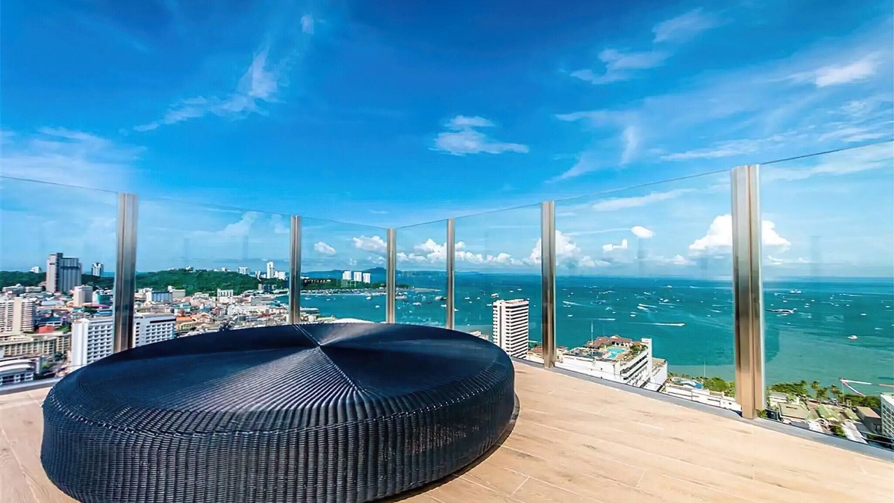 Photo of Others in Pattaya Bay