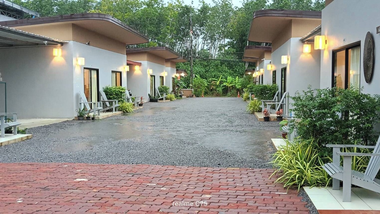 Photo of Outdoor in Thep Kasattri