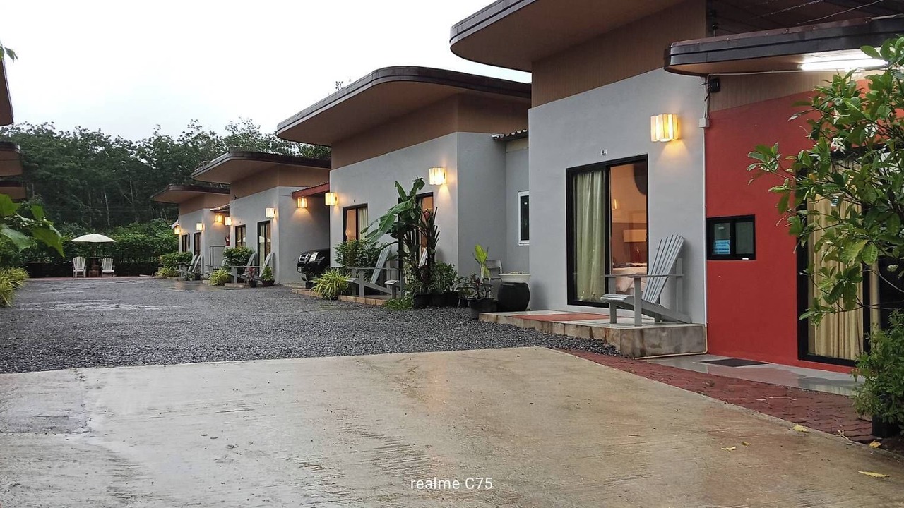 Photo of Outdoor in Thep Kasattri