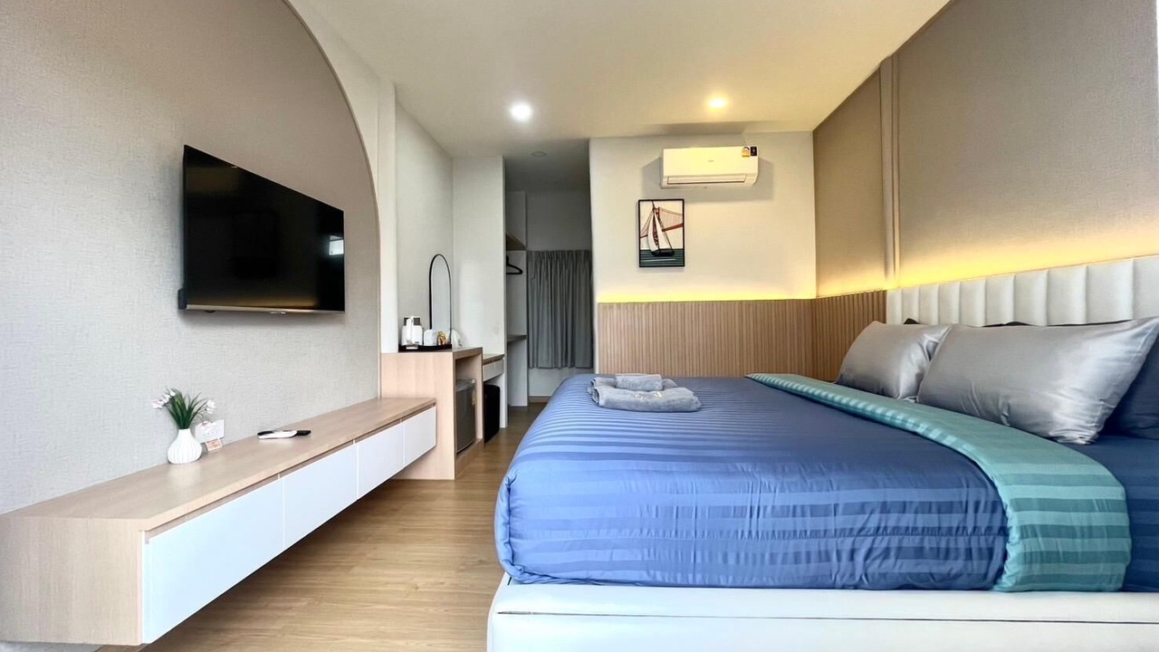 Photo of Bedroom in Koh Lan