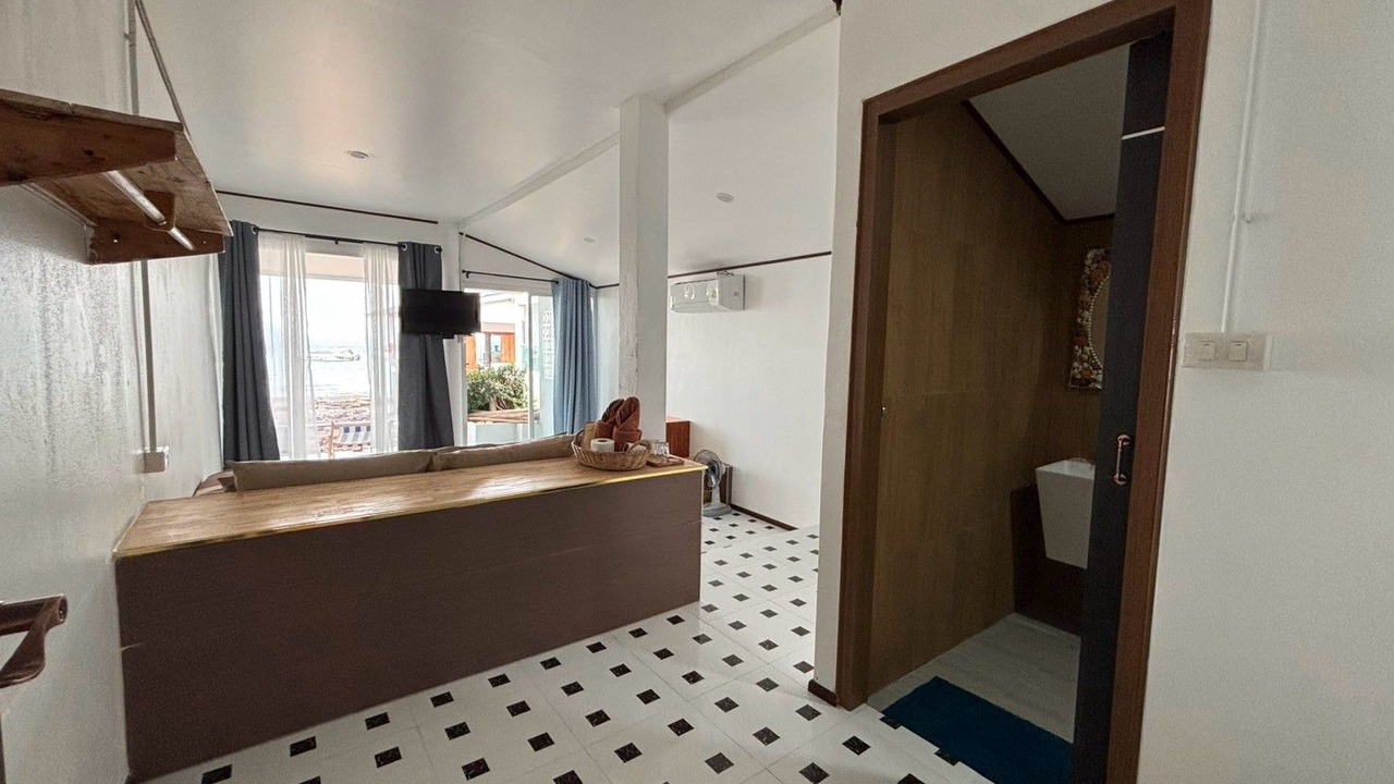 Photo of Bedroom in Koh Lan