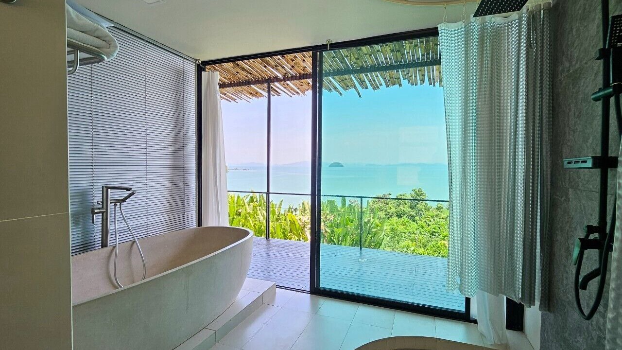 Photo of Bathroom in Pa Klok