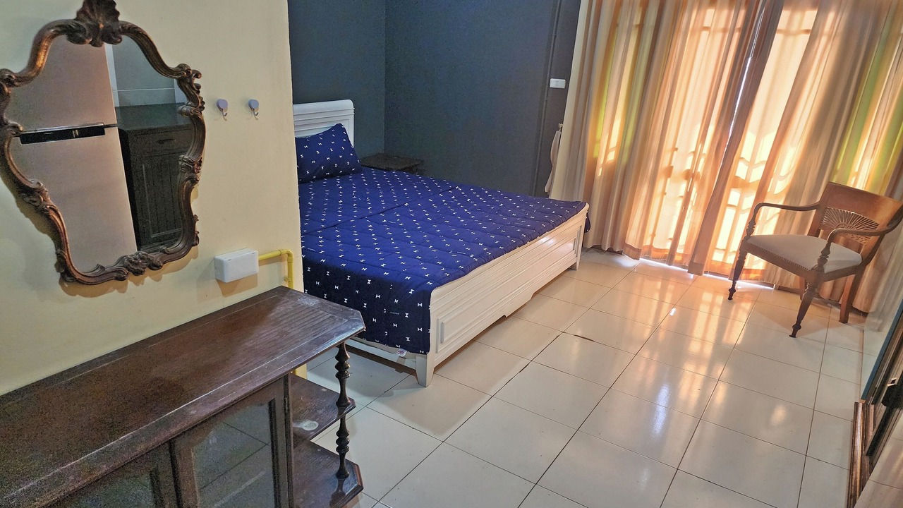 Photo of Bedroom in Thung Maha Mek