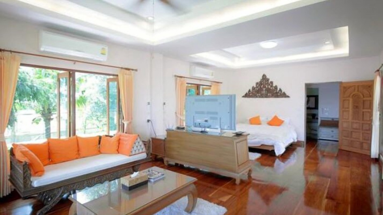 Photo of Others in Doem Bang Nang Buat