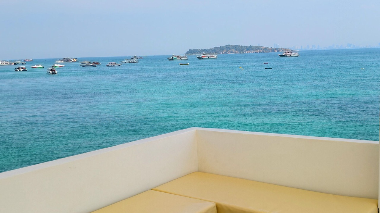Photo of Bedroom in Koh Lan