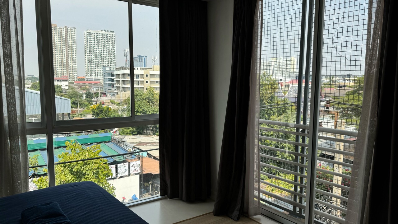 Photo of Bedroom in Phra Khanong