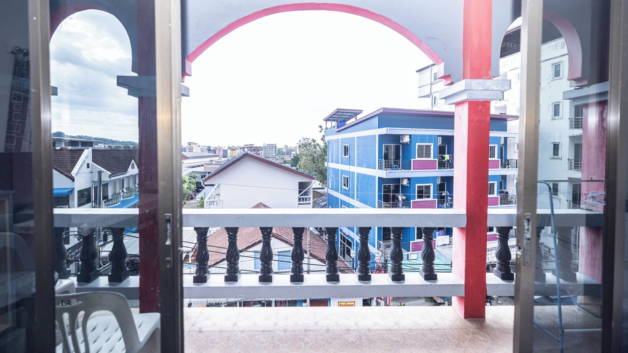 Photo of Patio Balcony in Nanai Road