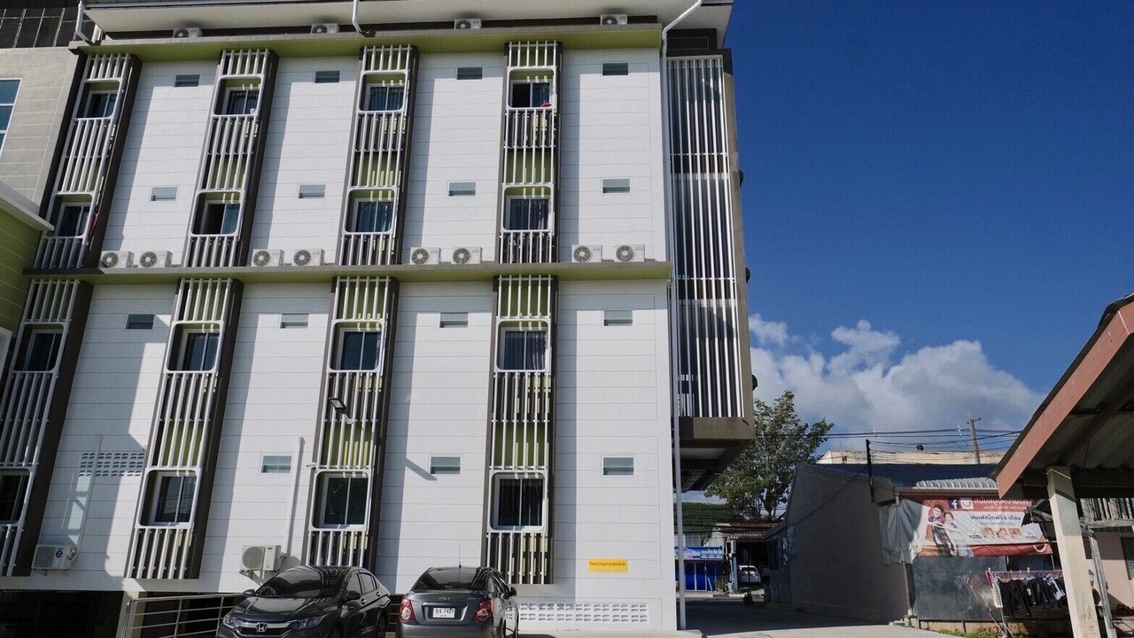 Photo of Outdoor in Talat Nuea