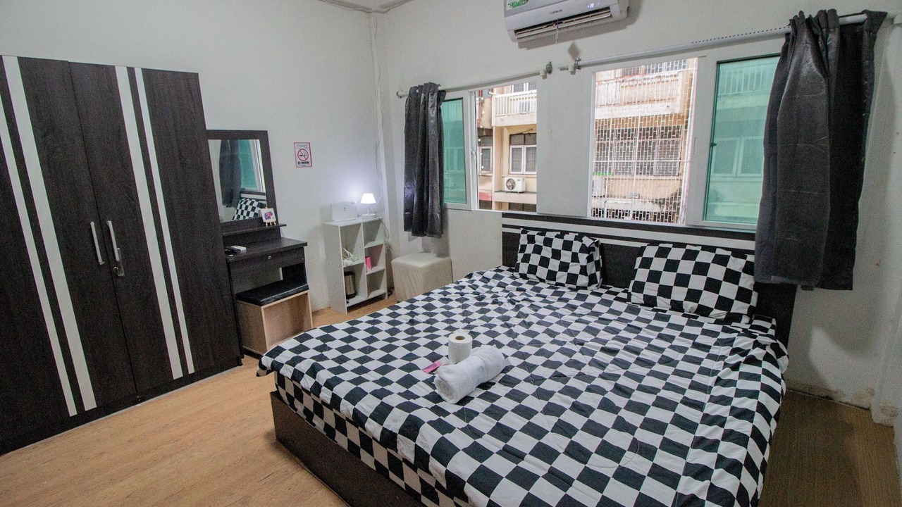 Photo of Bedroom in Phra Khanong