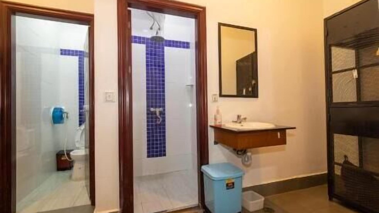 Photo of Bathroom in Daun Penh