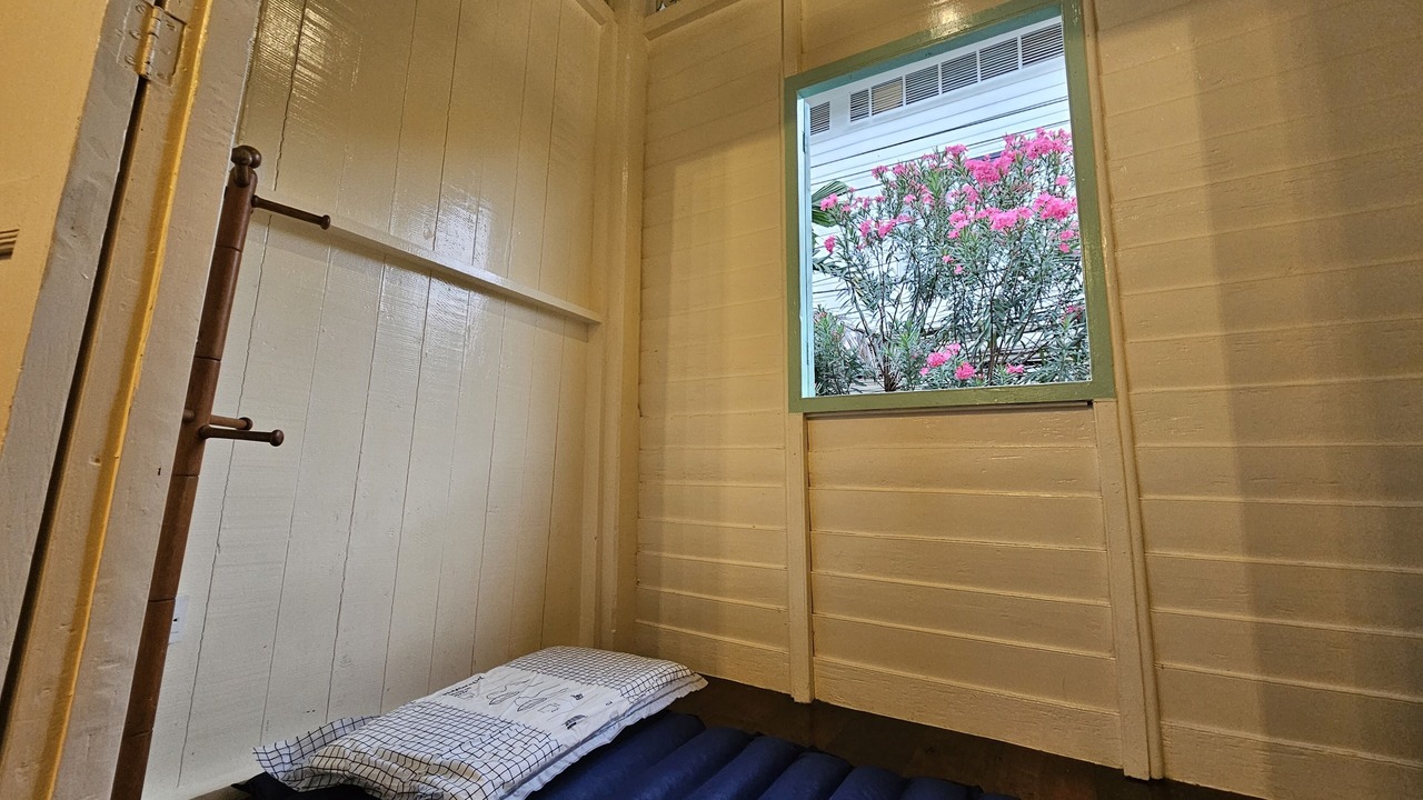 Photo of Bedroom in Wat Bowon Niwet
