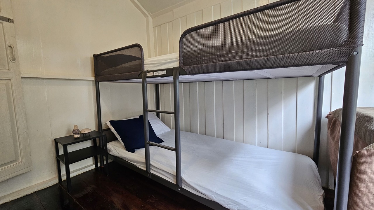 Photo of Bedroom in Wat Bowon Niwet