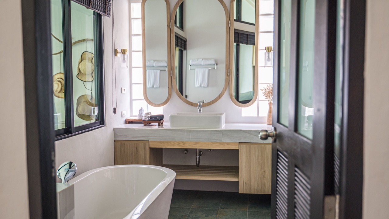 Photo of Bathroom in Song Phi Nong