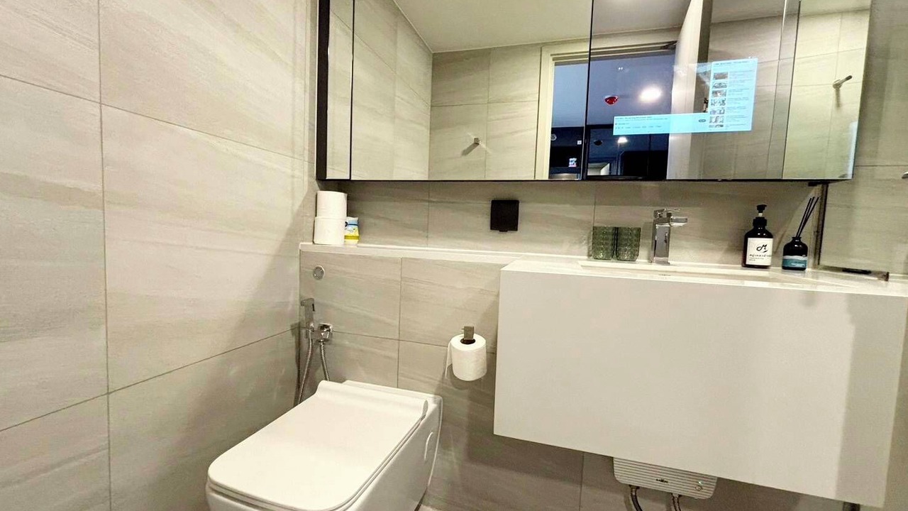 Photo of Bathroom in Maha Phruttharam