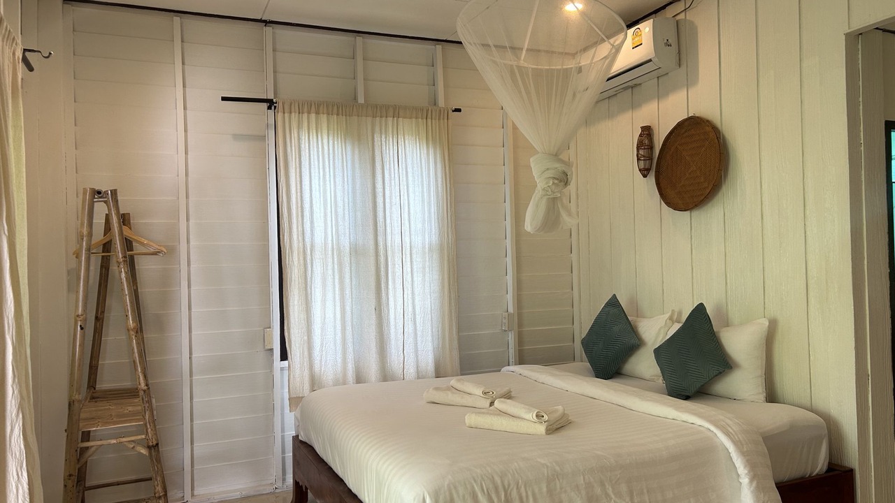 Photo of Bedroom in Ko Mak