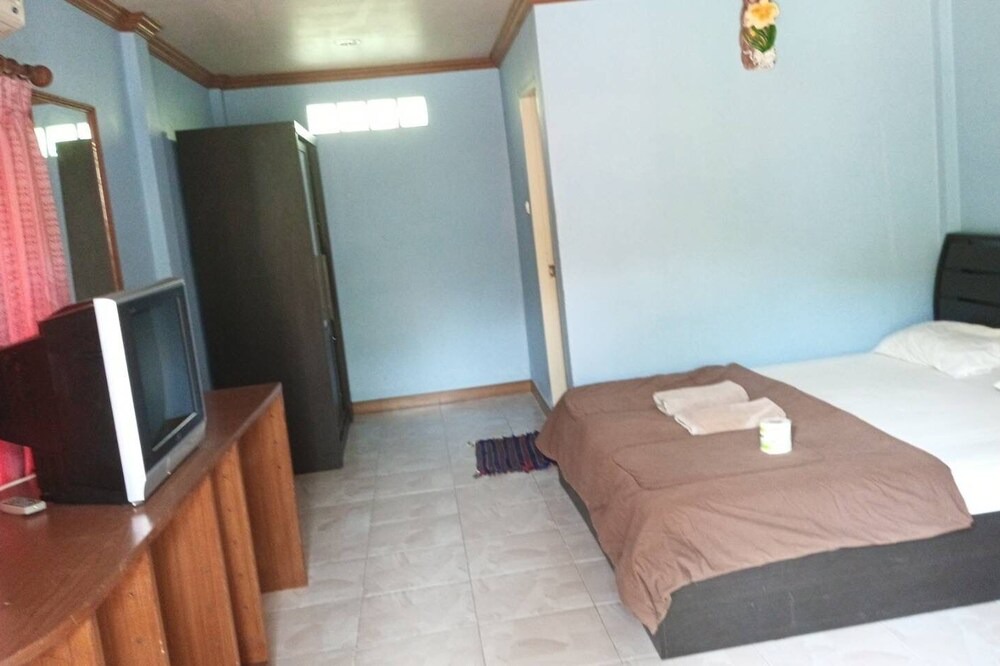 Photo of Bedroom in Haad Rin