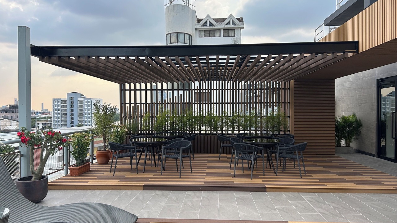 Photo of Patio Balcony in Yan Nawa