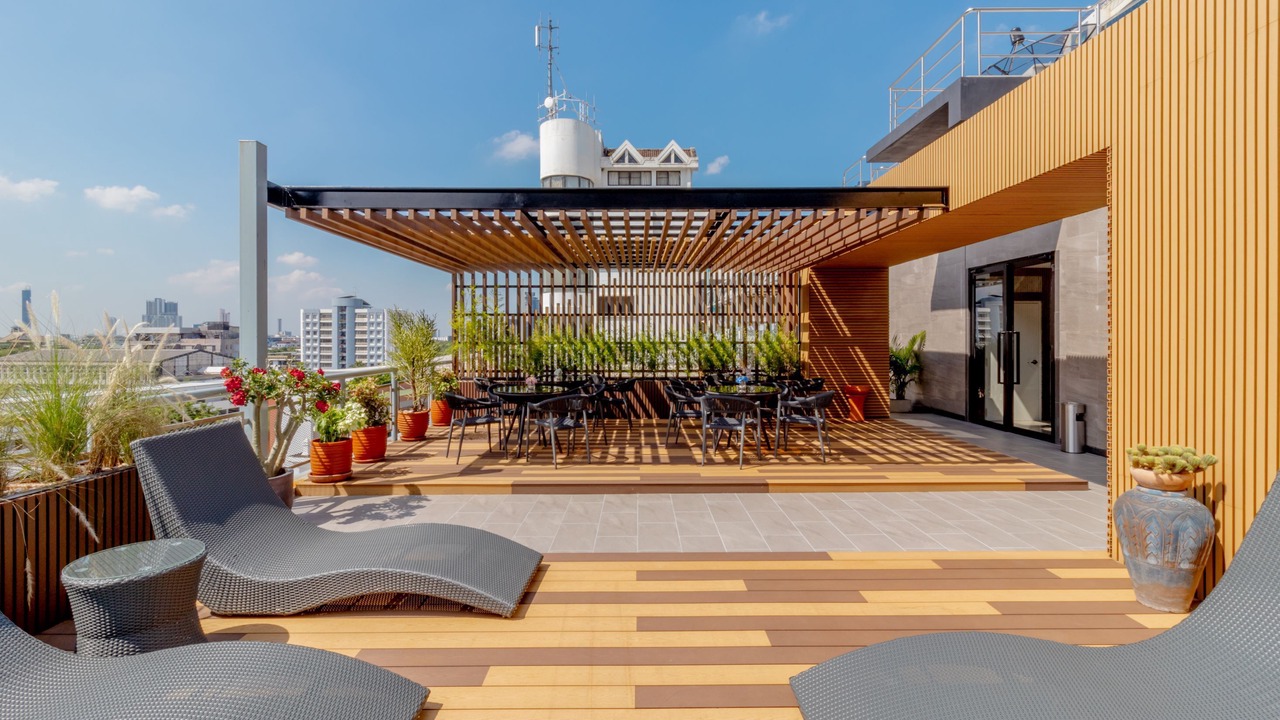 Photo of Patio Balcony in Yan Nawa