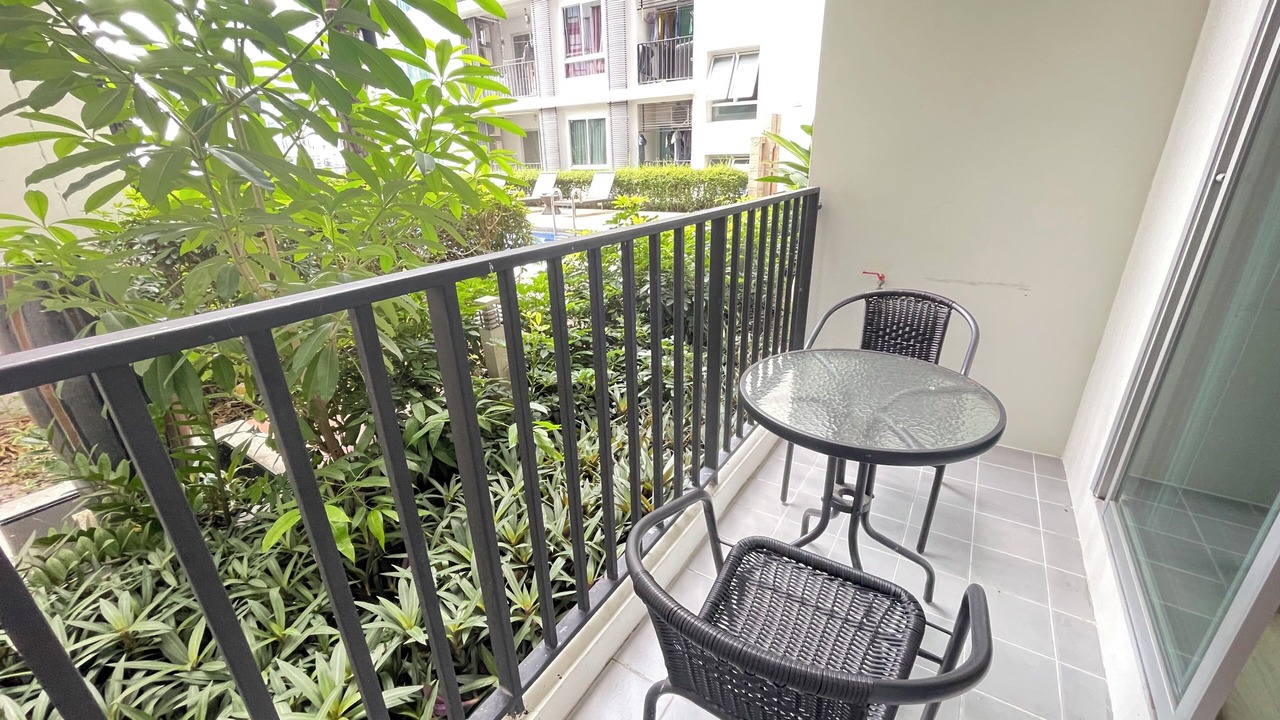 Photo of Patio Balcony in Khlong Kluea