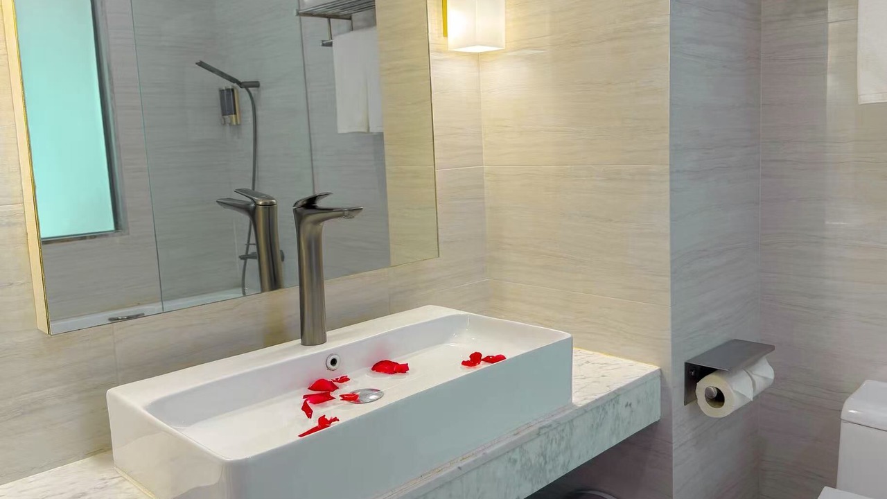 Photo of Bathroom in Wang Thonglang