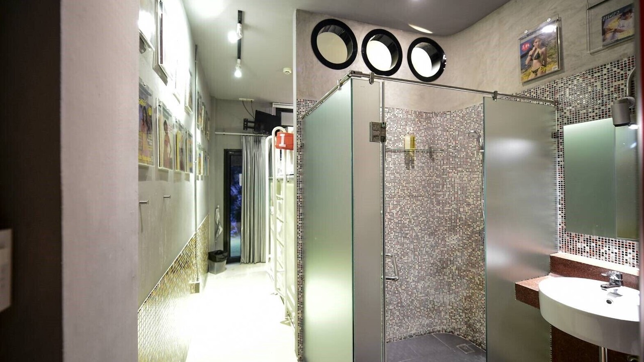 Photo of Bathroom in Yan Nawa