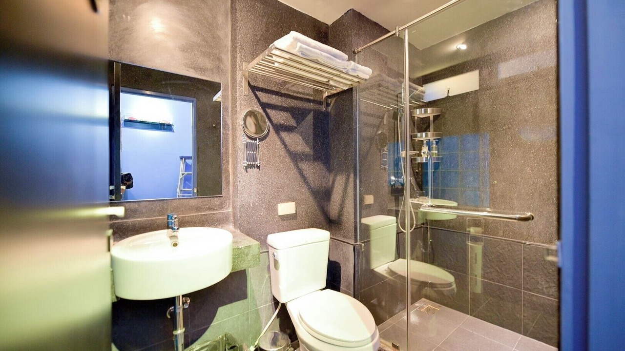 Photo of Bathroom in Yan Nawa