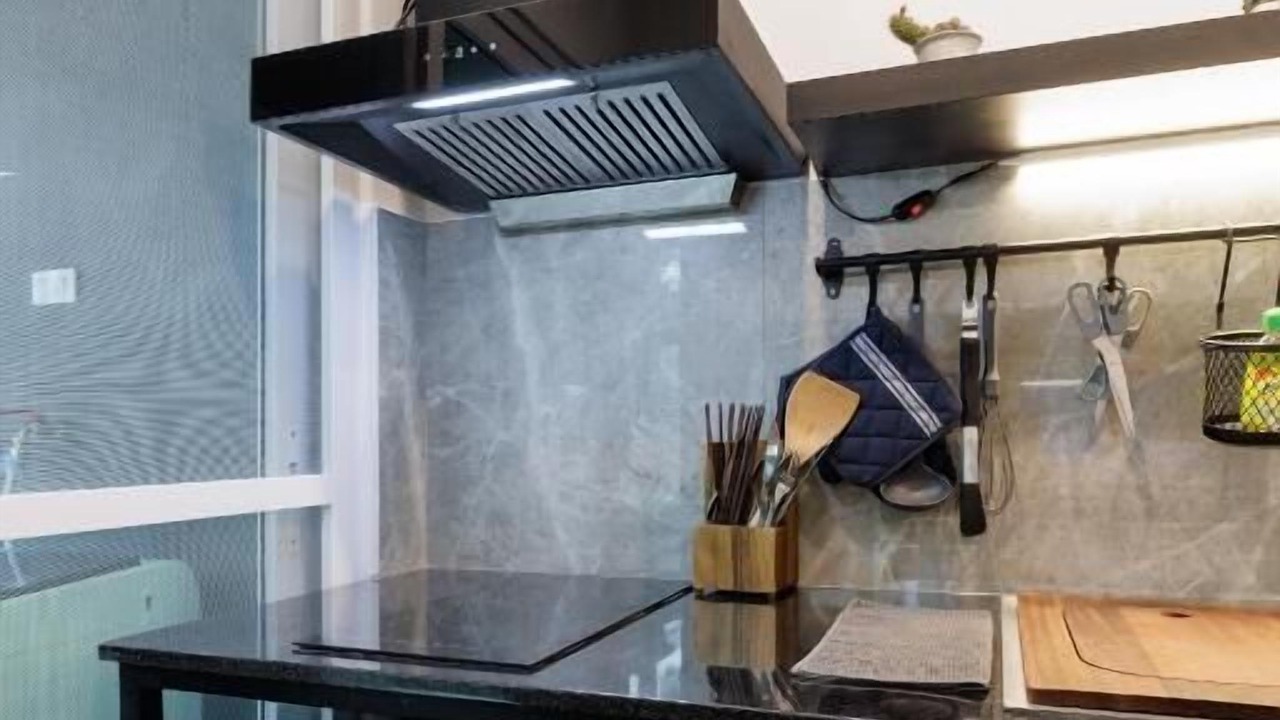 Photo of Kitchen in Thon Buri