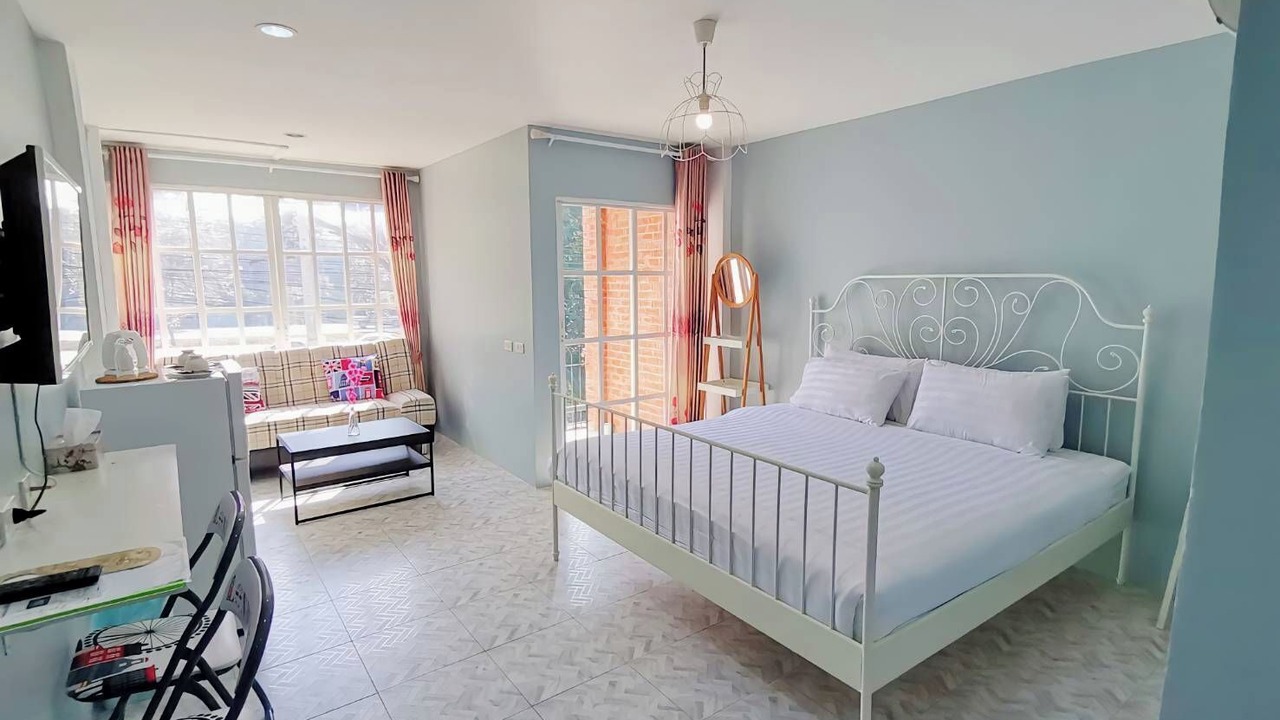 Photo of Bedroom in Hua Wiang