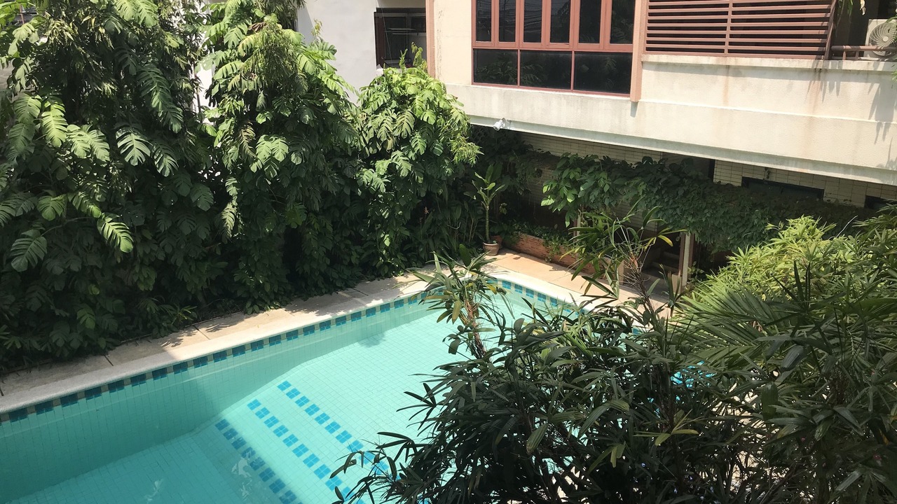 Photo of Outdoor in Ratchathewi