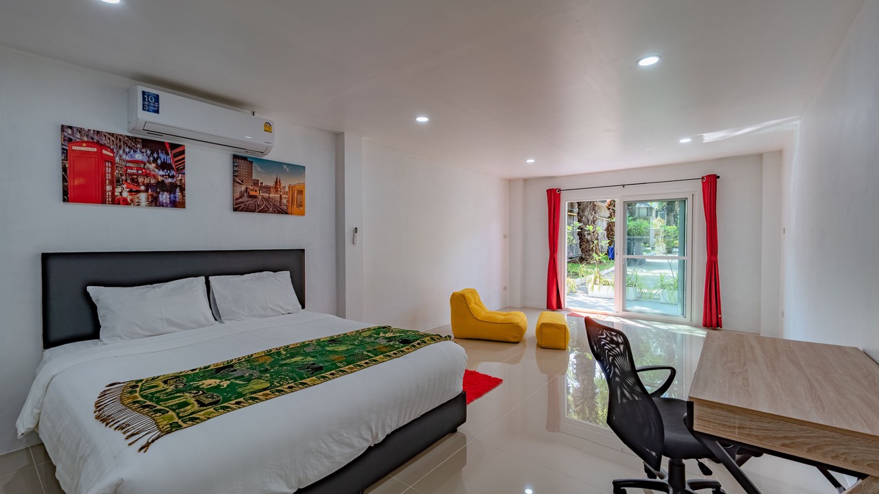 Photo of Bedroom in Chalong