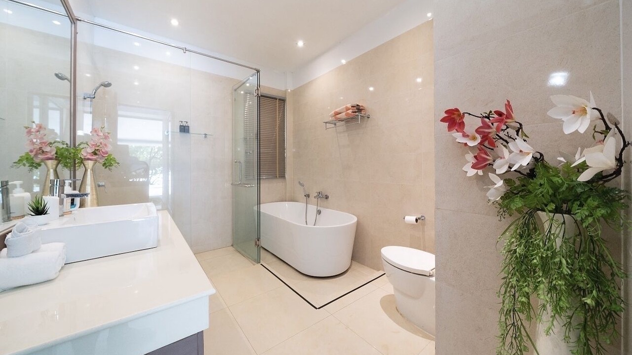 Photo of Bathroom in Wichit