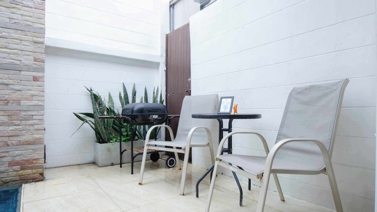Photo of Patio Balcony in Na Kluea