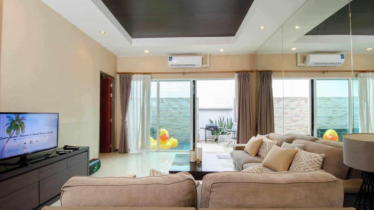 Photo of Livingroom in Na Kluea