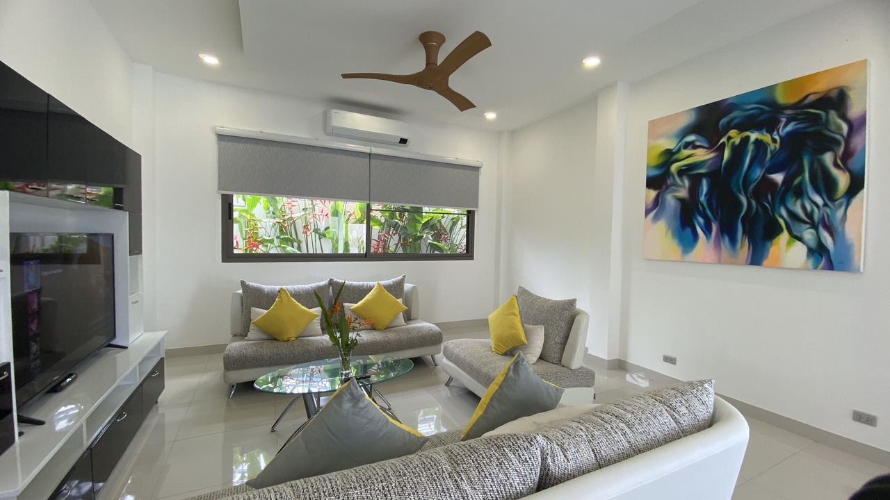 Photo of Livingroom in Rawai