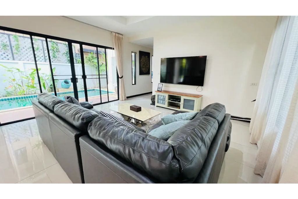 Photo of Livingroom in Chalong