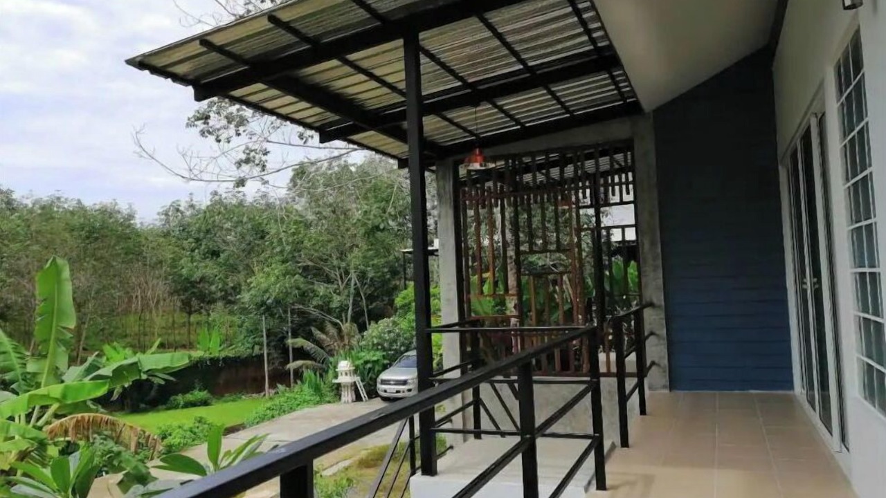 Photo of Patio Balcony in Thep Kasattri