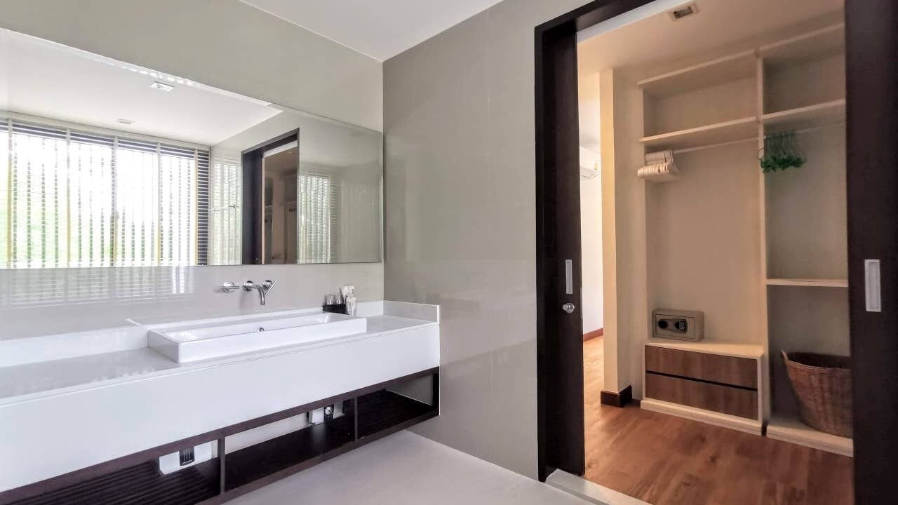 Photo of Bathroom in Thep Kasattri