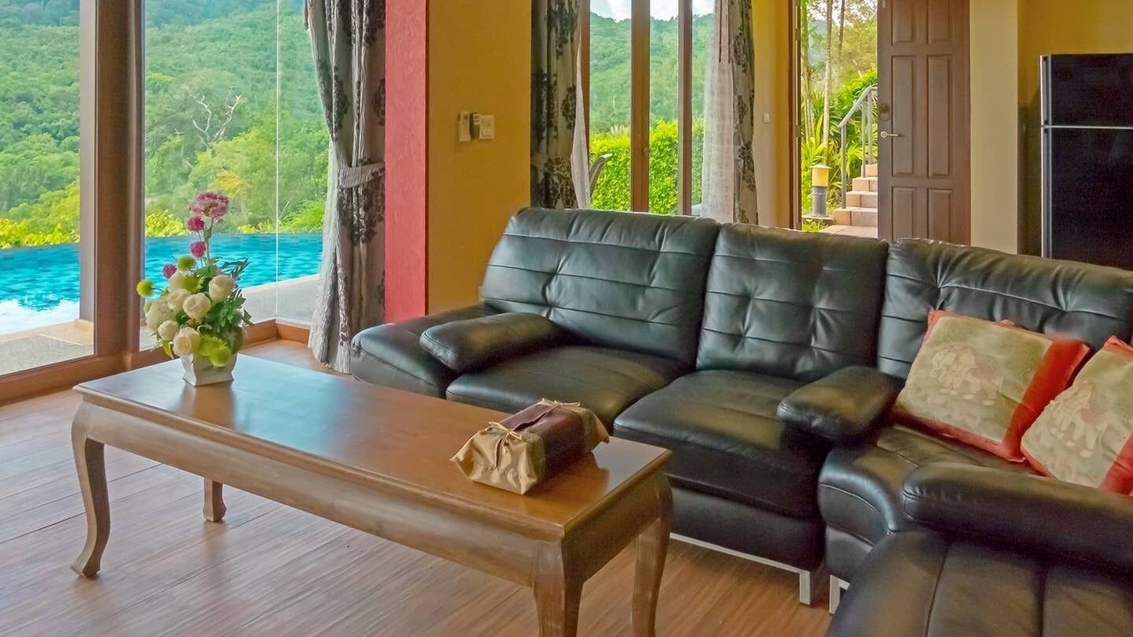 Photo of Bedroom in Ko Kaeo