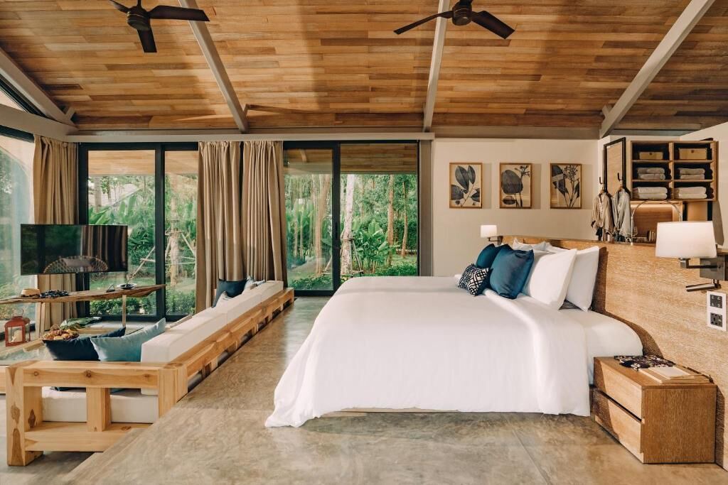 Photo of Bedroom in Ko Kaeo