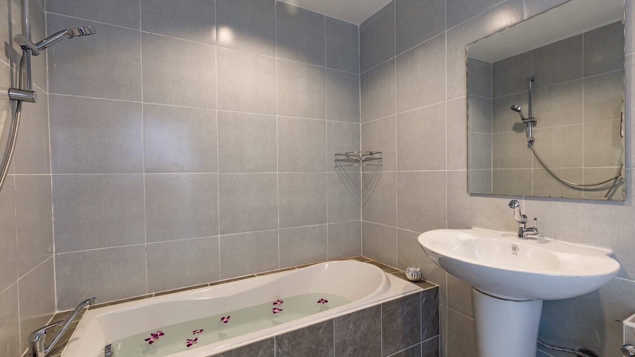 Photo of Bathroom in Choeng Thale