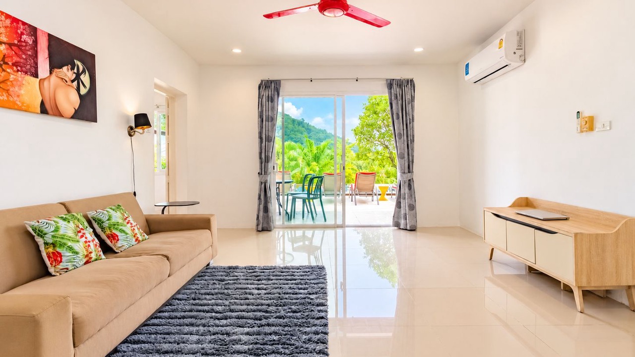Photo of Livingroom in Chalong