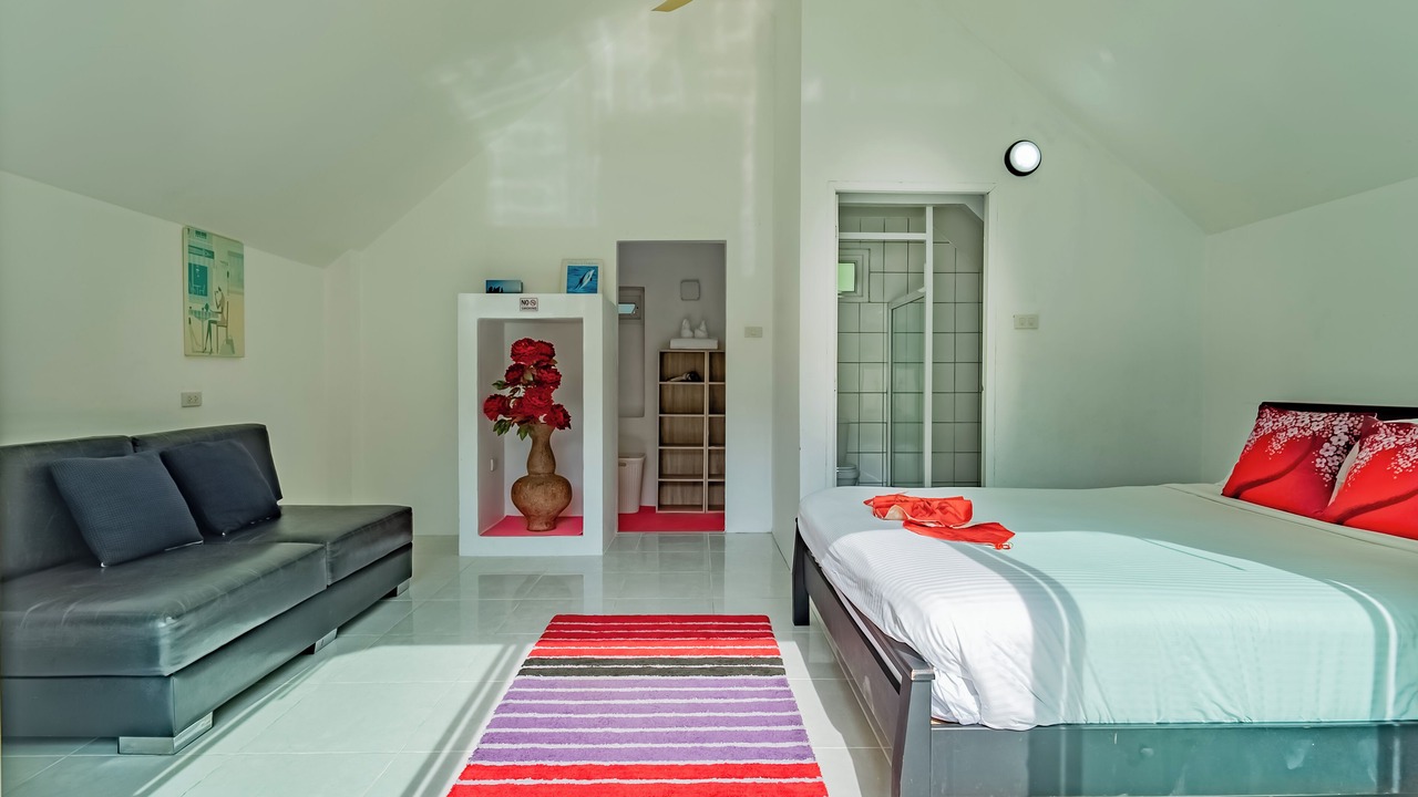 Photo of Bedroom in Chalong