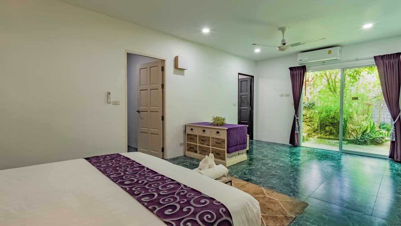 Photo of Bedroom in Chalong