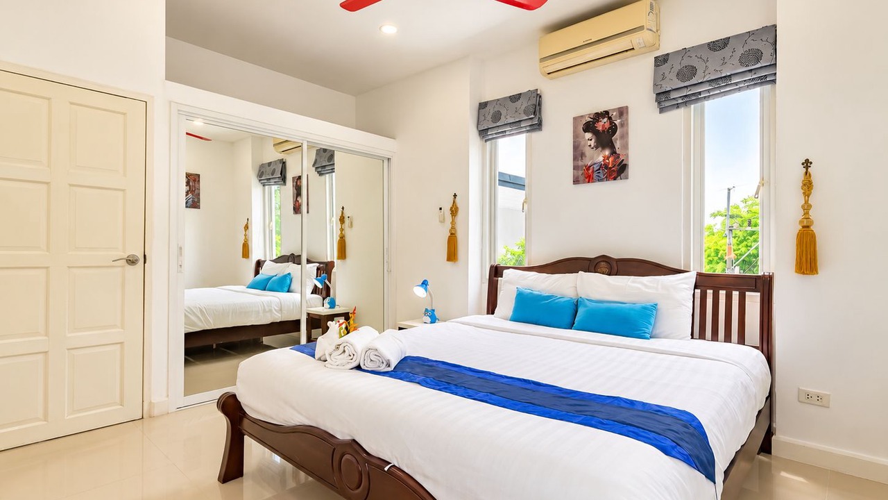 Photo of Bedroom in Chalong