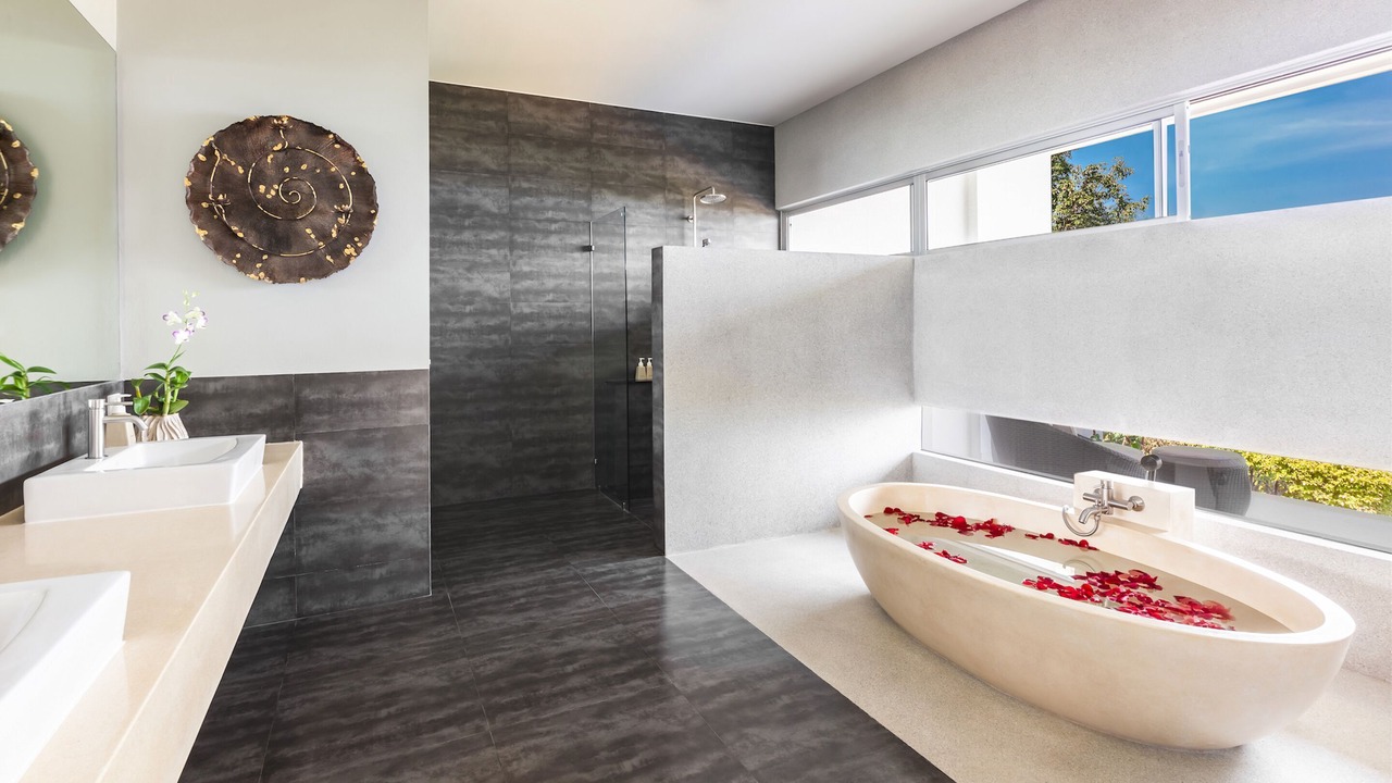 Photo of Bathroom in Pa Klok