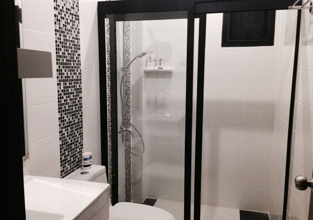 Photo of Bathroom in Siray